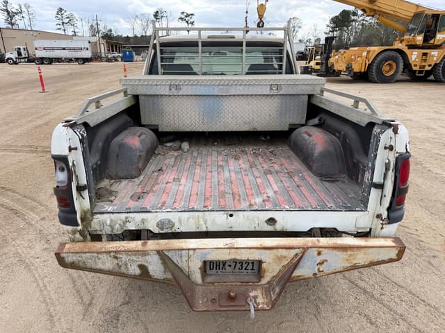 Image of Dodge Ram 1500 equipment image 4