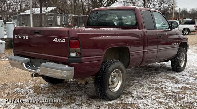 Image of Dodge Ram 1500 equipment image 4