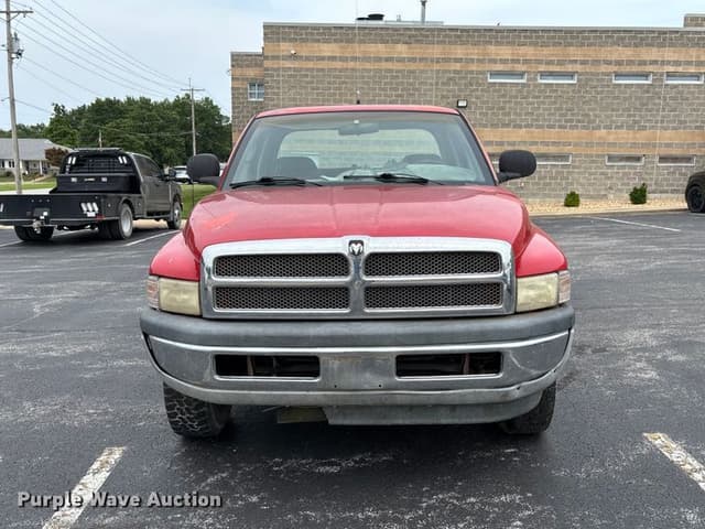 Image of Dodge Ram 1500 equipment image 1