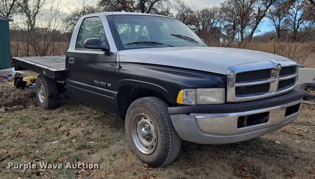 Image of Dodge Ram 1500 equipment image 2