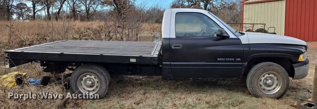 Image of Dodge Ram 1500 equipment image 3