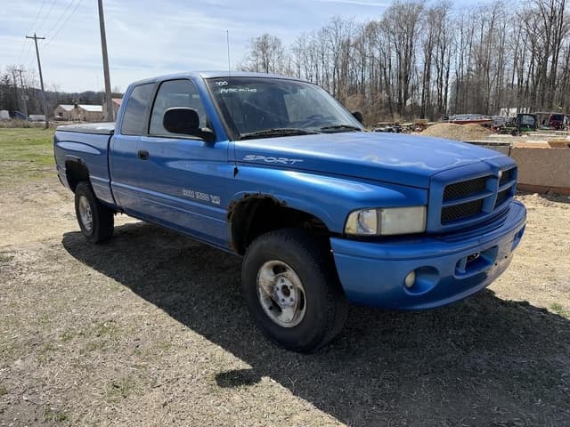 Image of Dodge Ram 1500 equipment image 2