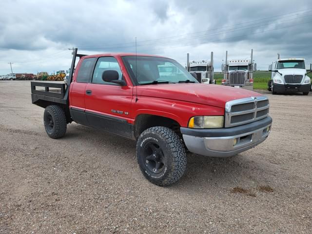 Image of Dodge Ram 1500 equipment image 1