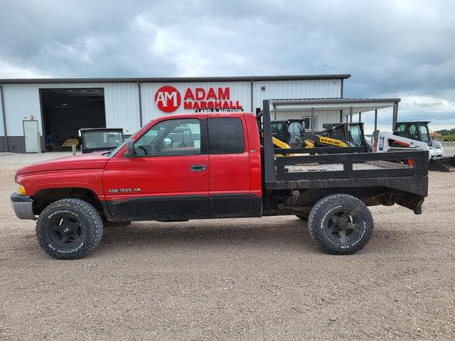 Image of Dodge Ram 1500 equipment image 4