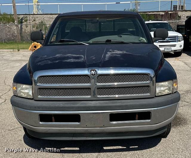 Image of Dodge Ram 1500 equipment image 1