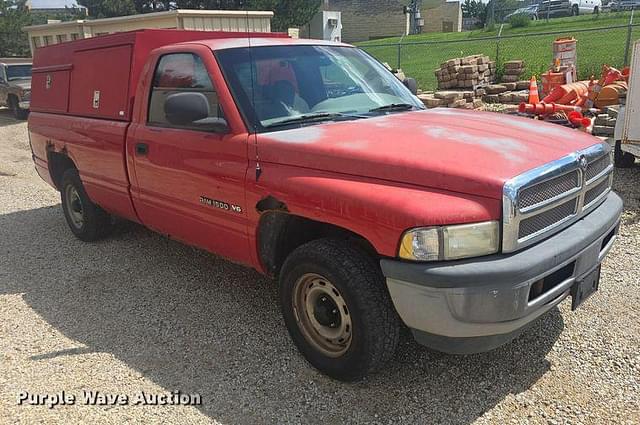 Image of Dodge Ram 1500 equipment image 2