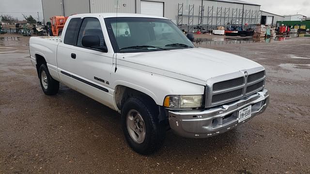 Image of Dodge Ram 1500 equipment image 1