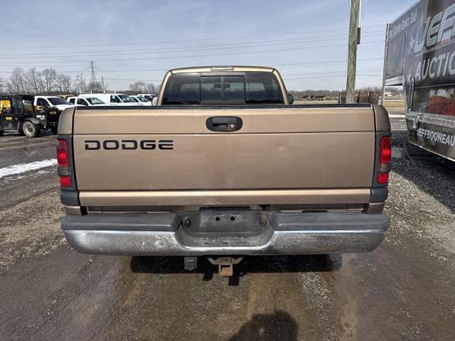 Image of Dodge Ram 1500 equipment image 2