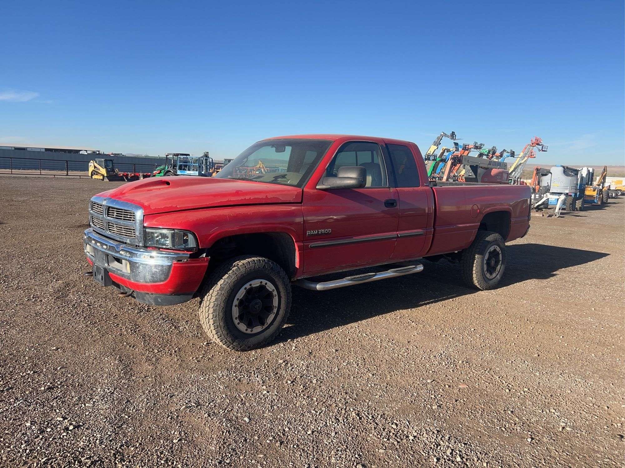 2001 Dodge Ram 2500 Equipment Image0