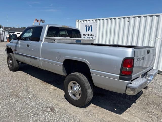 Image of Dodge Ram 2500 equipment image 1