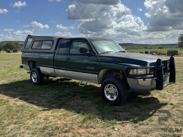 Image of Dodge Ram 2500 equipment image 3