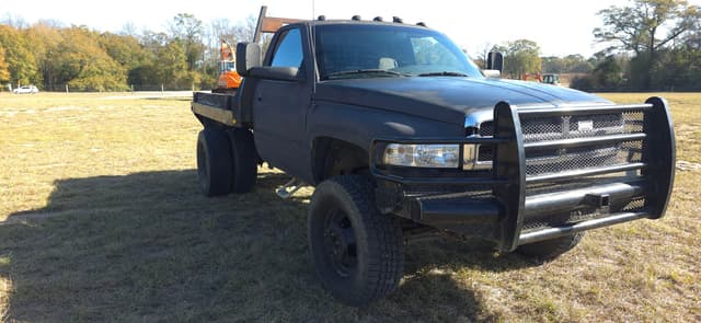 Image of Dodge Ram 2500 equipment image 1