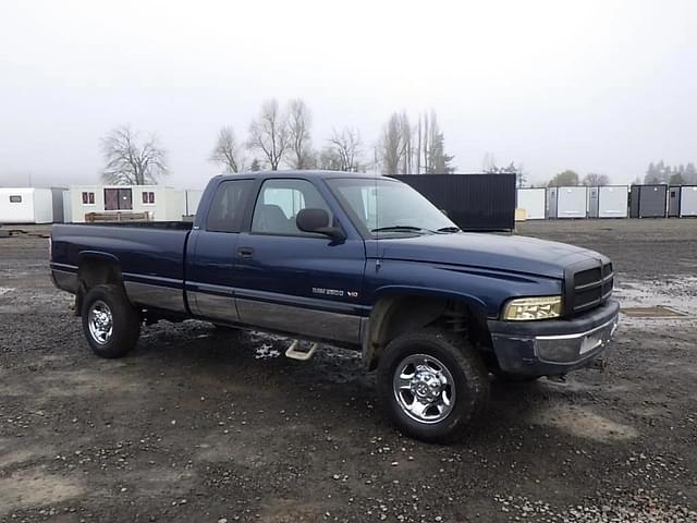 Image of Dodge Ram 2500 equipment image 1