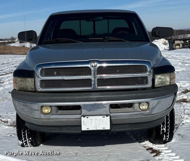 Image of Dodge Ram 2500 equipment image 1