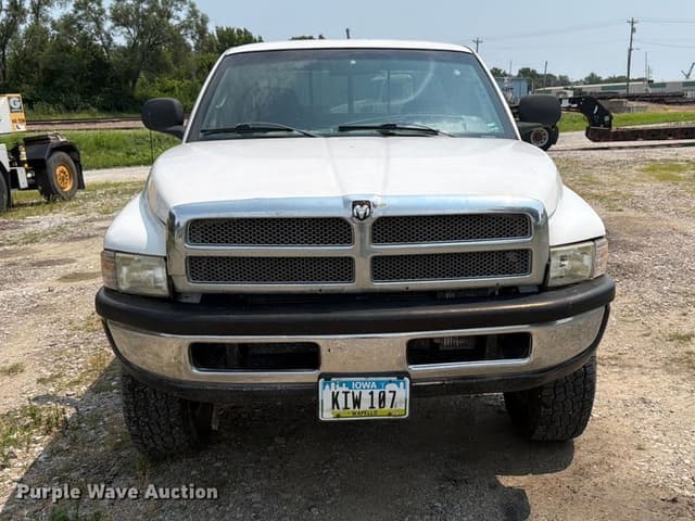 Image of Dodge Ram 2500 equipment image 1