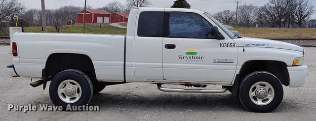 Image of Dodge Ram 2500 equipment image 3