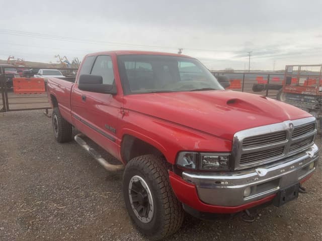 Image of Dodge Ram 2500 equipment image 1
