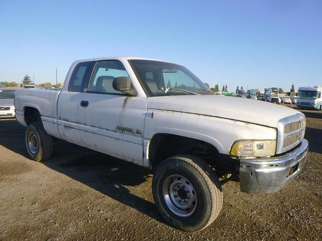 Image of Dodge Ram 2500 equipment image 1