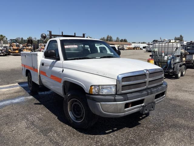 Image of Dodge Ram 2500 equipment image 1