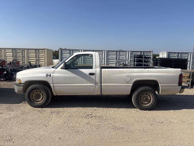 Image of Dodge Ram 2500 equipment image 1