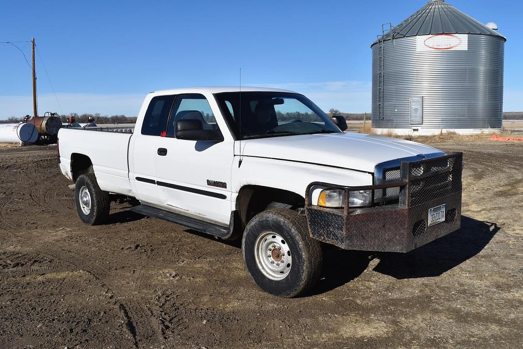 Image of Dodge Ram 2500 Primary image