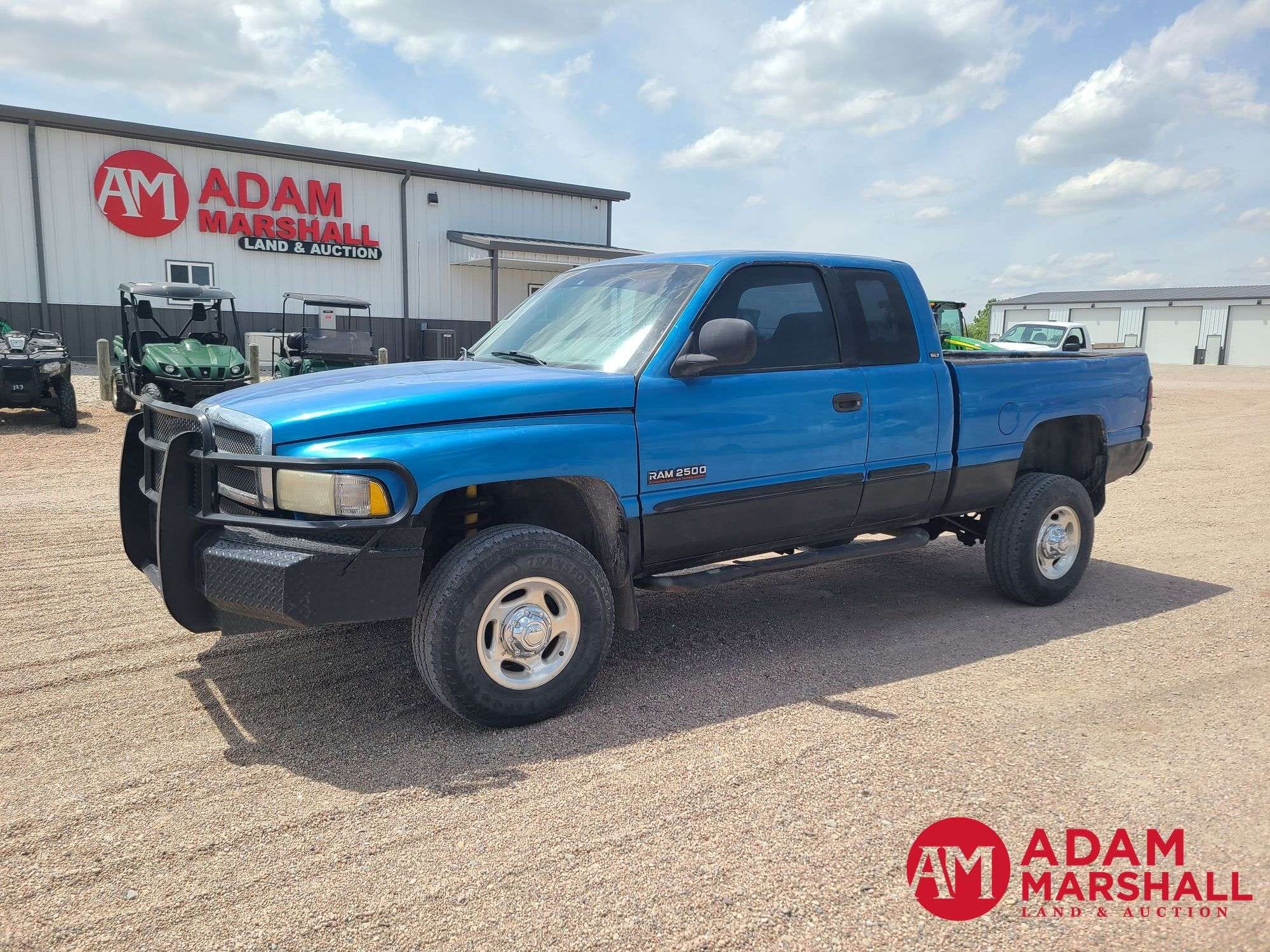2001 Dodge Ram 2500 Equipment Image0