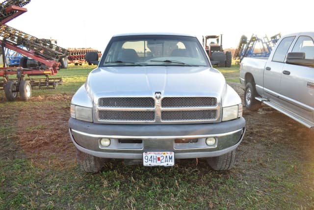 Image of Dodge Ram 2500 equipment image 1