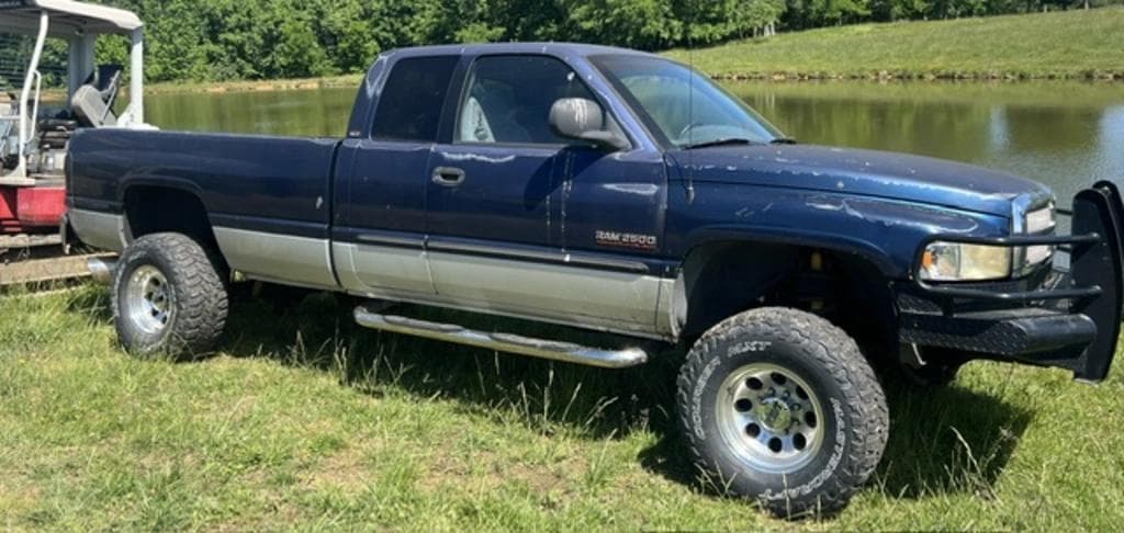 Image of Dodge Ram 2500 Primary image