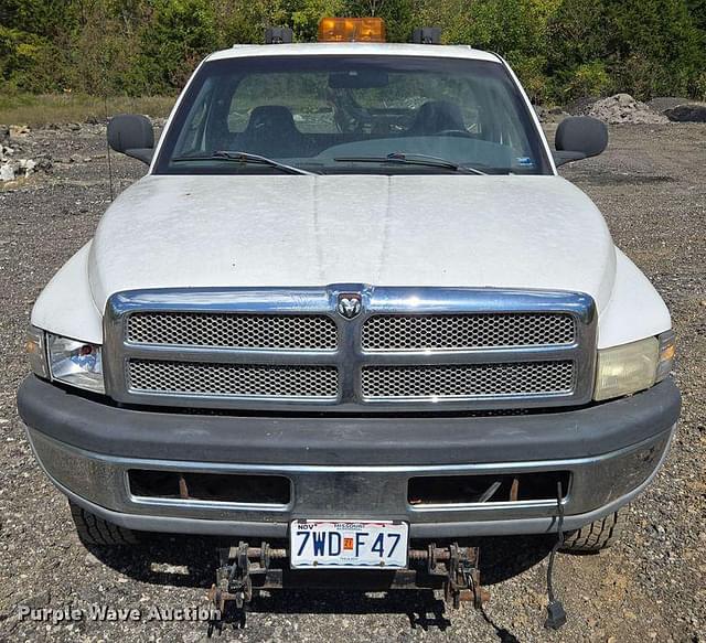 Image of Dodge Ram 2500 equipment image 1