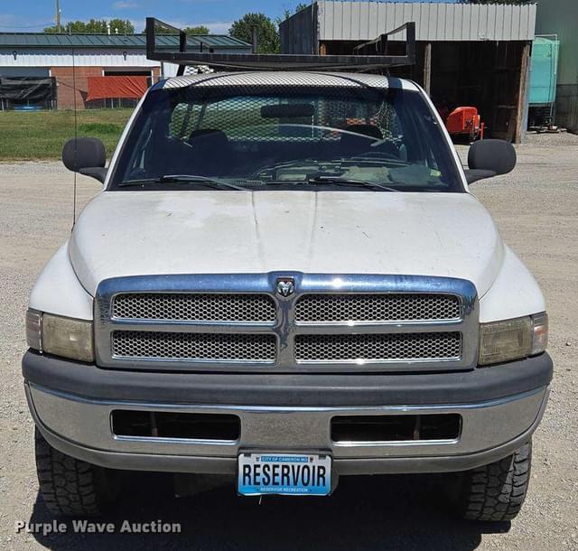 Image of Dodge Ram 2500 equipment image 1