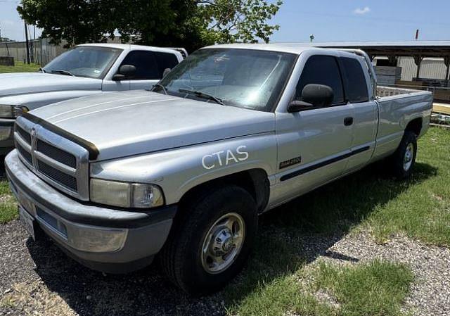 Image of Dodge Ram 2500 Primary image