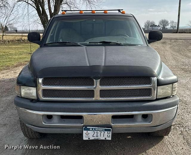 Image of Dodge Ram 2500 equipment image 1