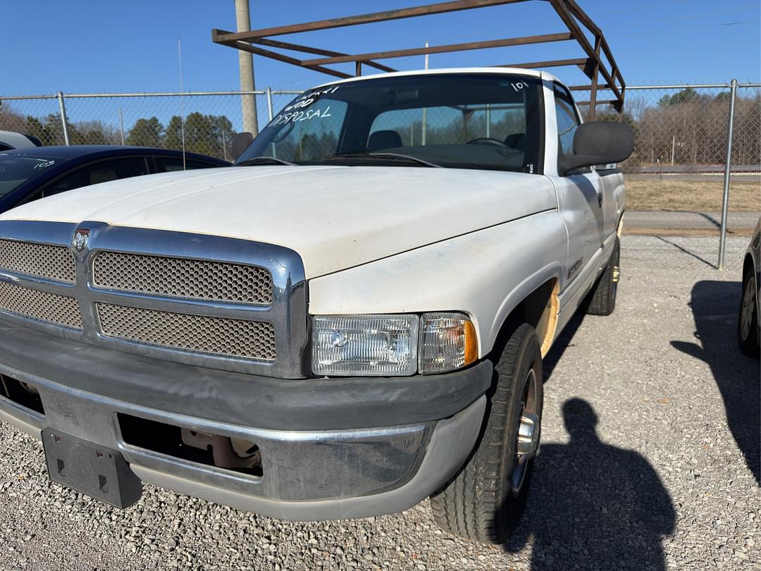 Image of Dodge Ram 2500 Primary image