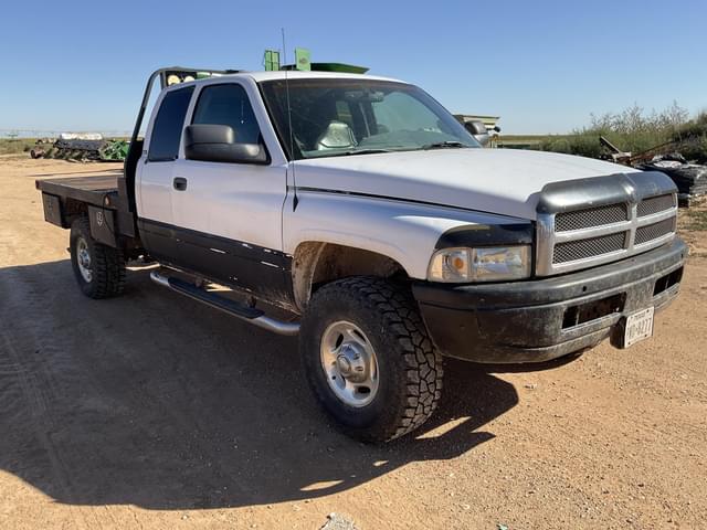 Image of Dodge Ram 2500HD equipment image 1