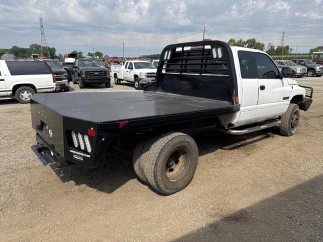 Image of Dodge Ram 3500 equipment image 4