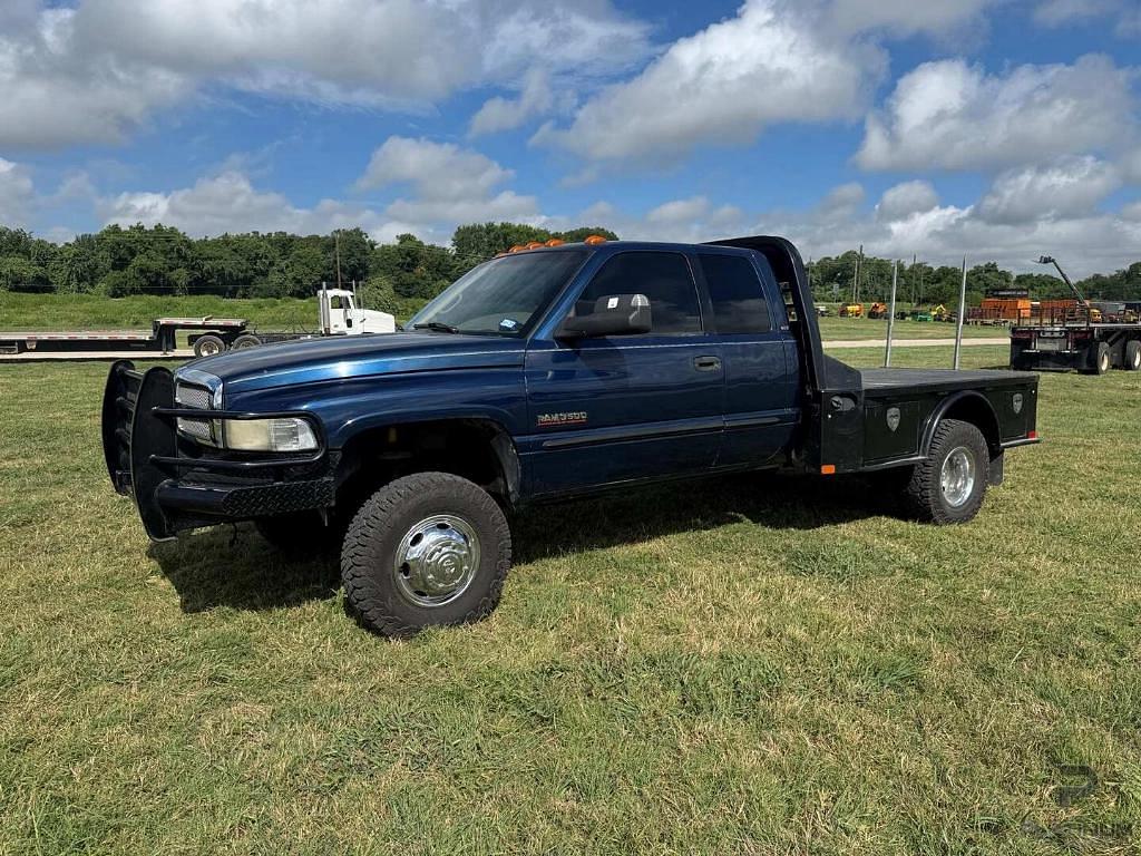 Image of Dodge Ram 3500 Primary image