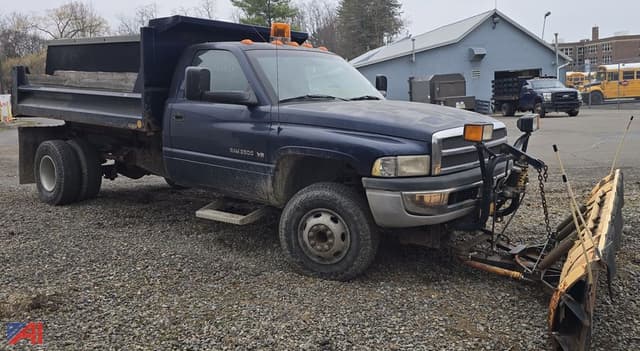 Image of Dodge Ram 3500 equipment image 4