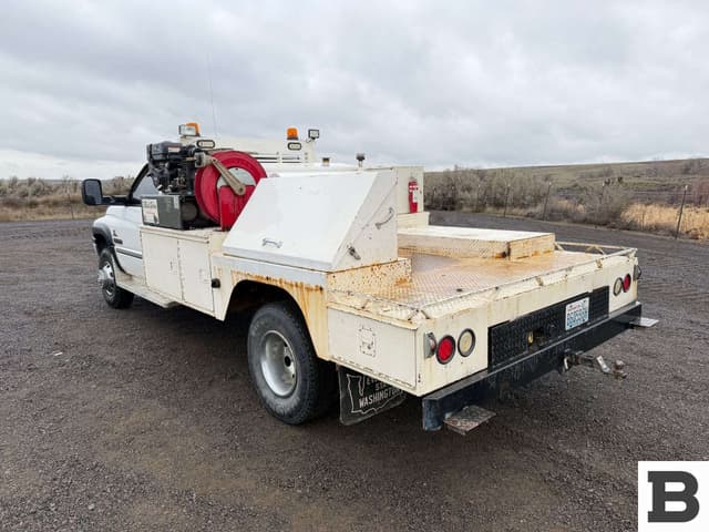 Image of Dodge Ram 3500 equipment image 2