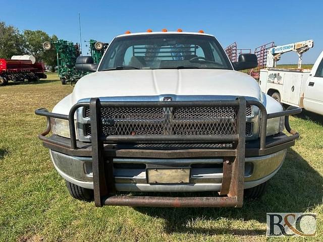 Image of Dodge Ram 3500 equipment image 1