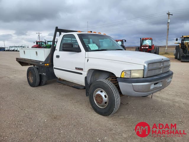 Image of Dodge Ram 3500 equipment image 1