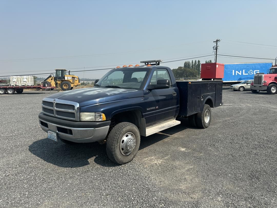 Image of Dodge Ram 3500 Primary image