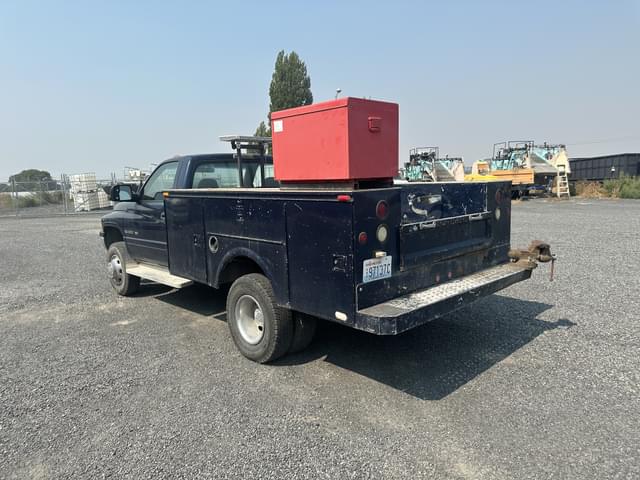 Image of Dodge Ram 3500 equipment image 2