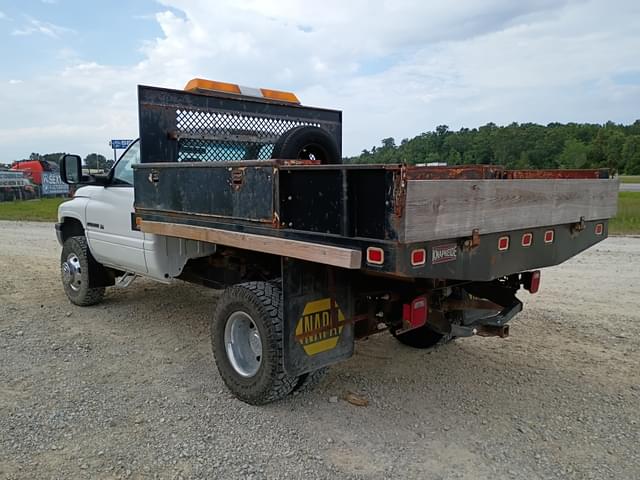 Image of Dodge Ram 3500 equipment image 4