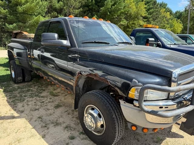 Image of Dodge Ram 3500 equipment image 1