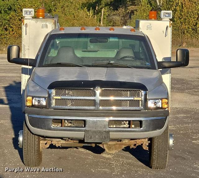 Image of Dodge Ram 3500 equipment image 1