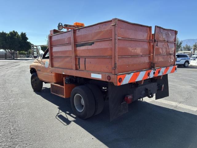 Image of Dodge Ram 3500 equipment image 3