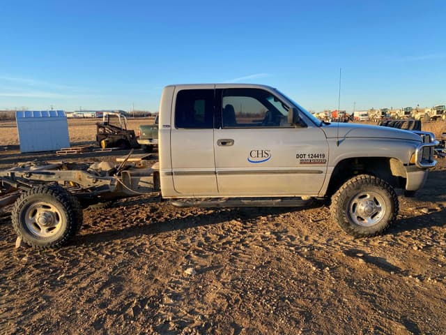 Image of Dodge Ram 2500 equipment image 3