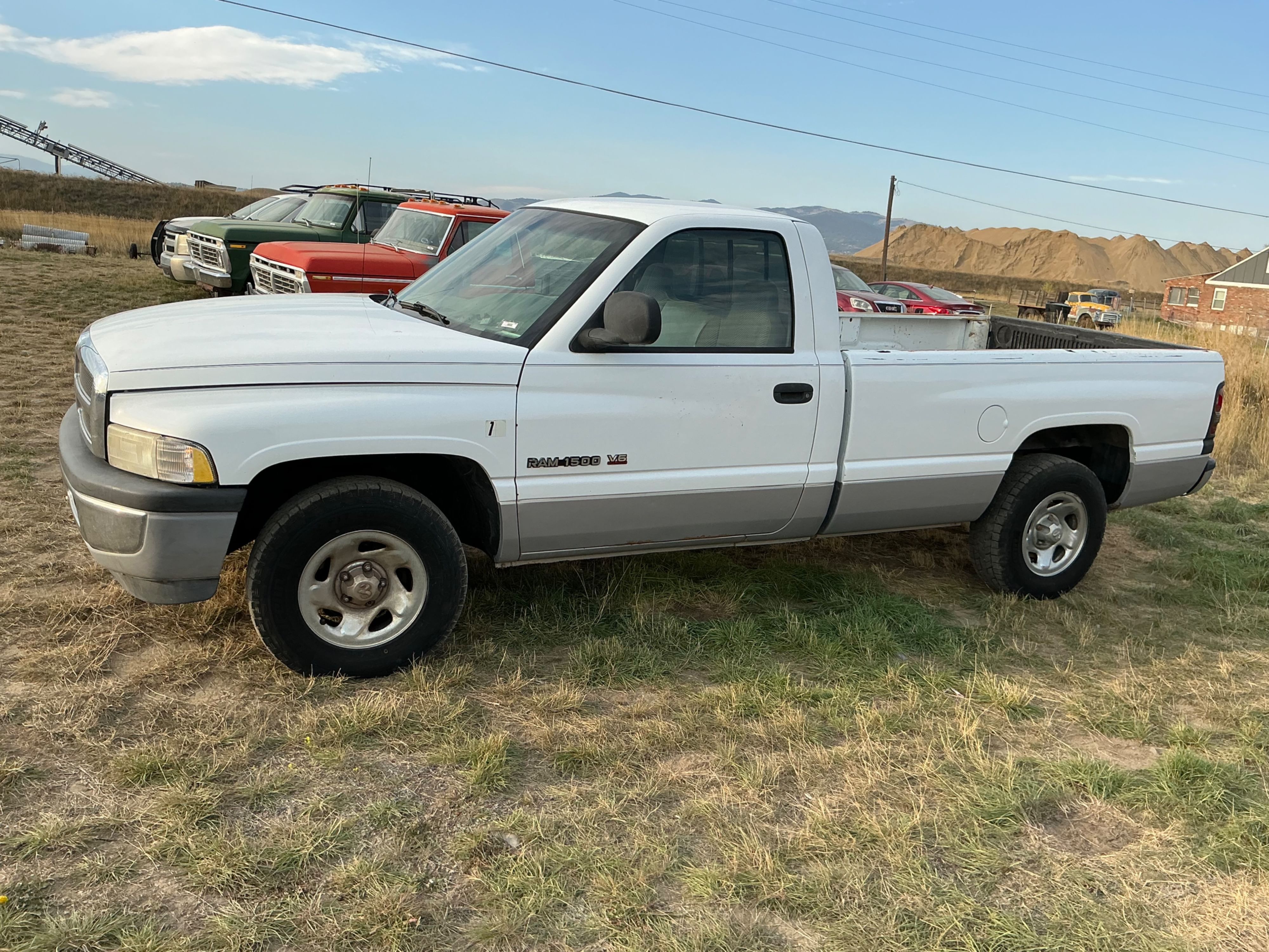 2001 Dodge Ram 1500 Equipment Image0