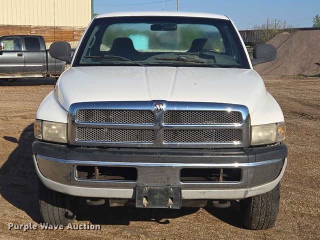 Image of Dodge Ram 2500 equipment image 1