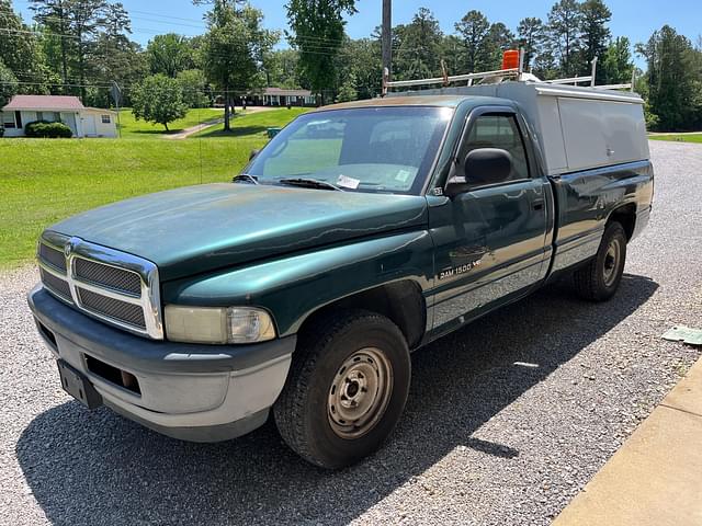 Image of Dodge Ram 1500 equipment image 3
